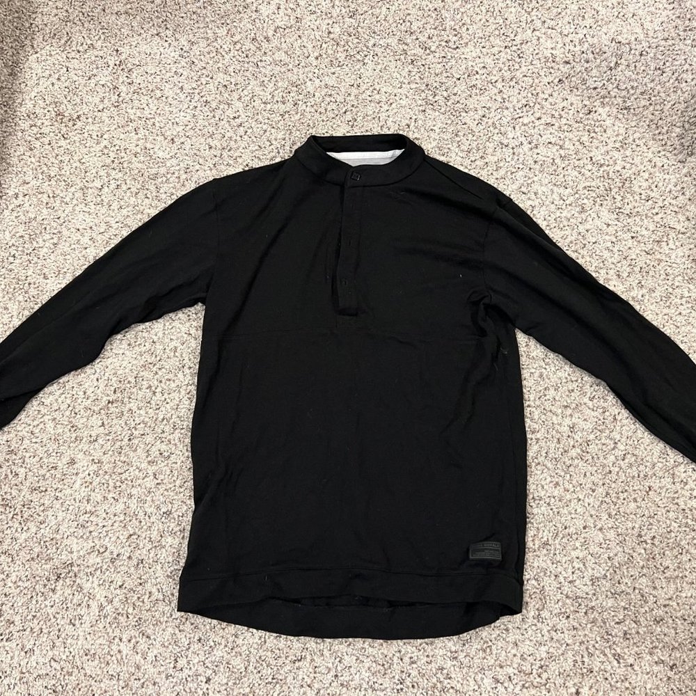 Mons Royale Men's Large Black Merino Wool ski Sweater 1/4 button up